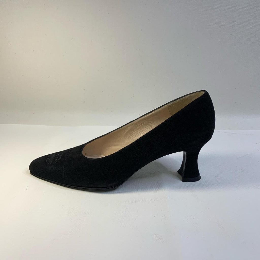 Chanel Black Suede Pumps Pointed Toe With Cc Logo (Size 36)